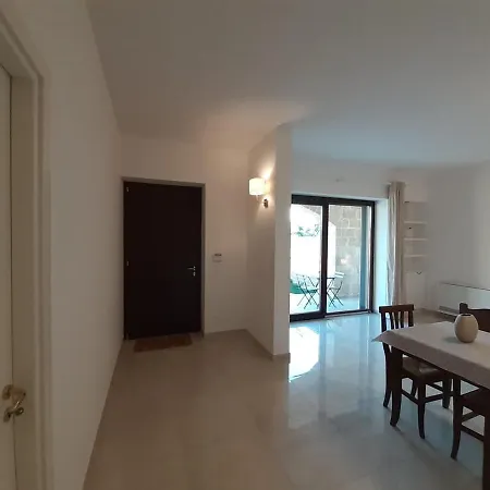 아파트 Maison Largure *